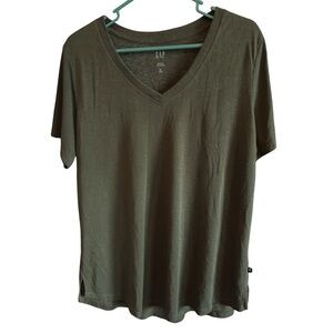3/$20 GAP Women's Short Sleeve Dark Tee
